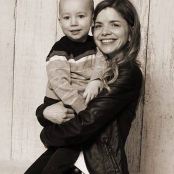 Meet your Posher, Melyssa - Picture 1 of 1